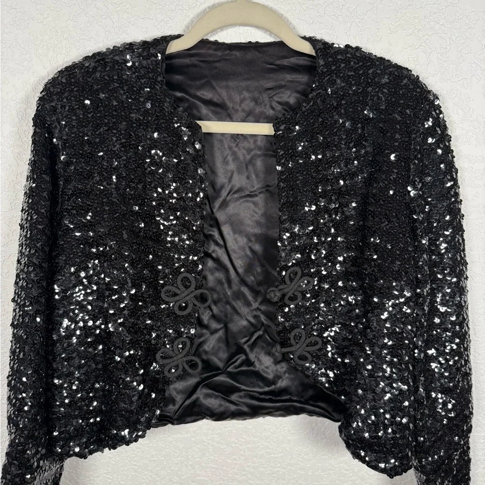 Vintage Union Made ILGWU Black Sequin Cropped Bolero Jacket w/ Frog Closure - Picture 10 of 16